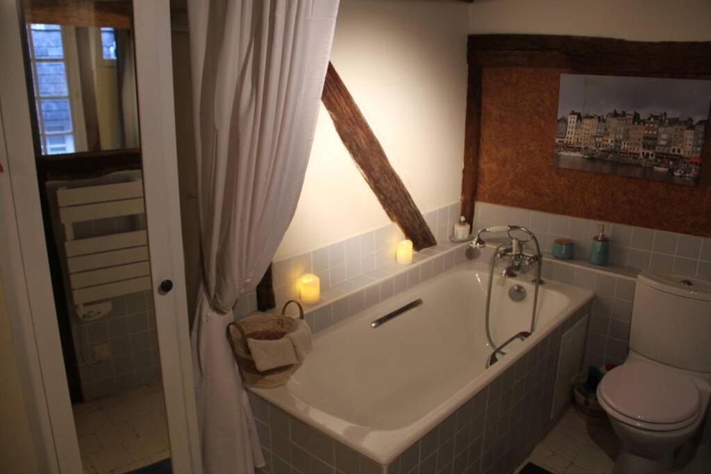 Cosy Studio Place Sainte Catherine Онфльор Екстериор снимка