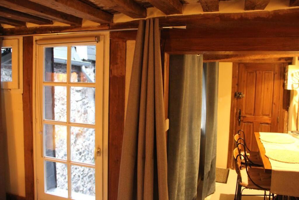 Cosy Studio Place Sainte Catherine Онфльор Екстериор снимка